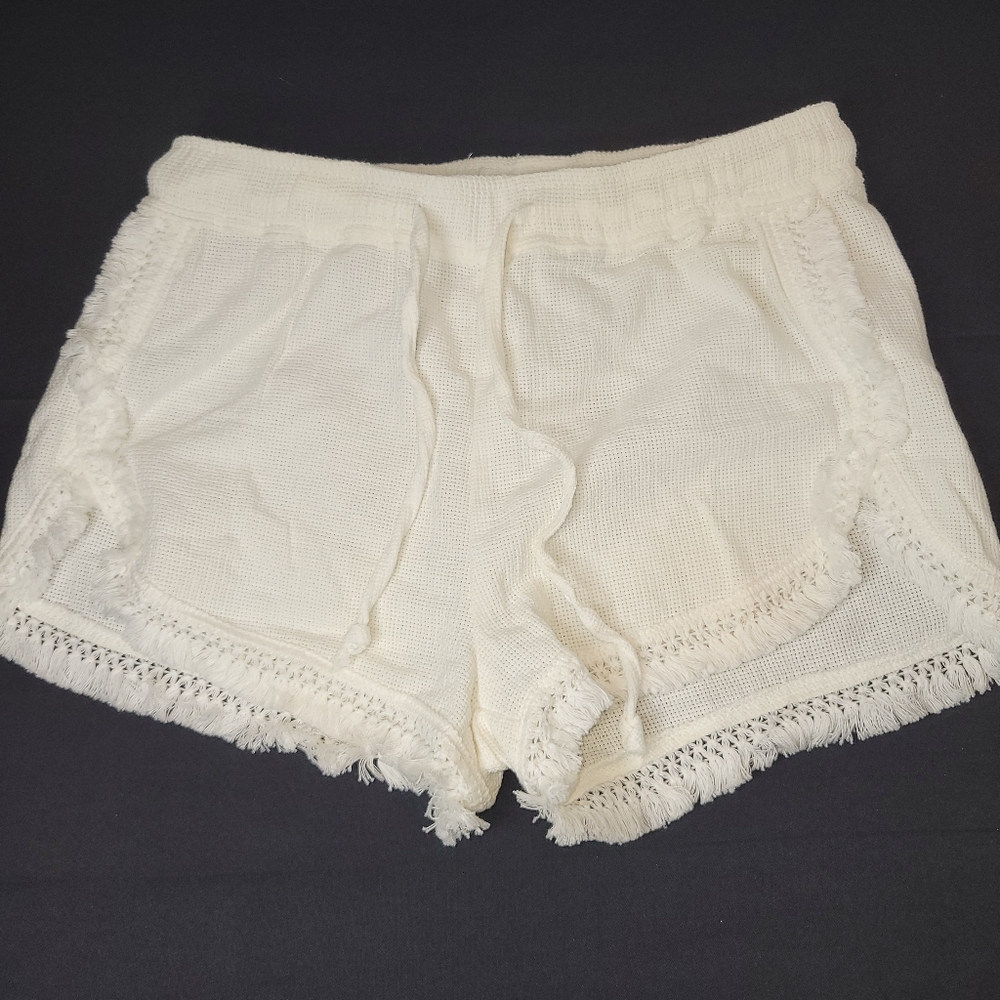 Women's Cream Shorts